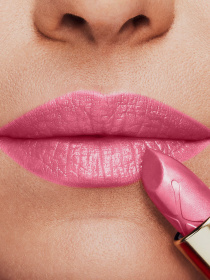 Помада зволожуюча Colour Elixir Moisture Lipstick MAX FACTOR модель 3614227902152 Помада зволожуюча Colour Elixir Moisture Lipstick MAX FACTOR модель 3614227902152 Фото