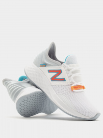 Кросівки для бігу New Balance FreshFoam Roav модель WROAVCH Фото