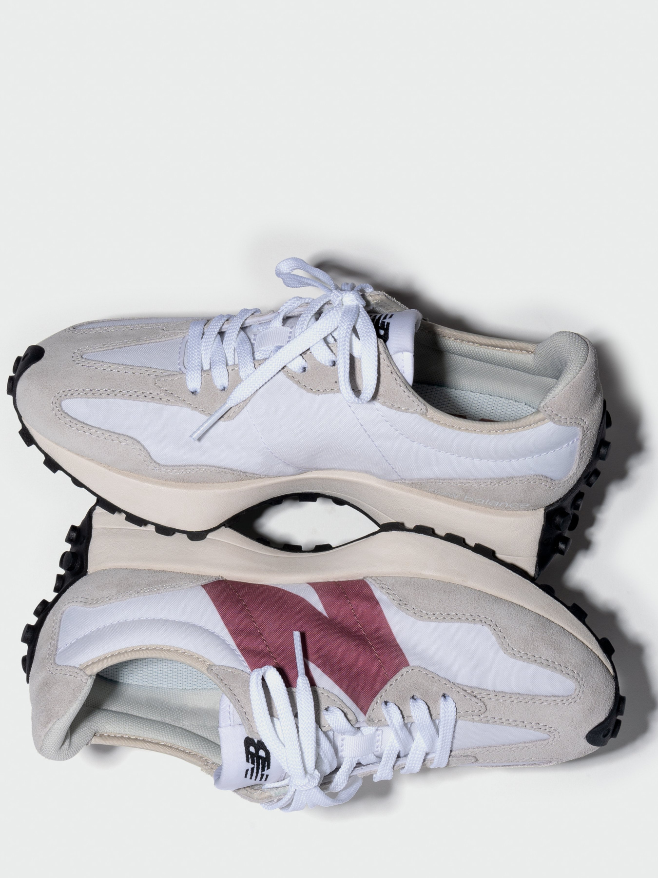 Кроссовки New Balance 327 Masterpiece модель WS327CD Фото