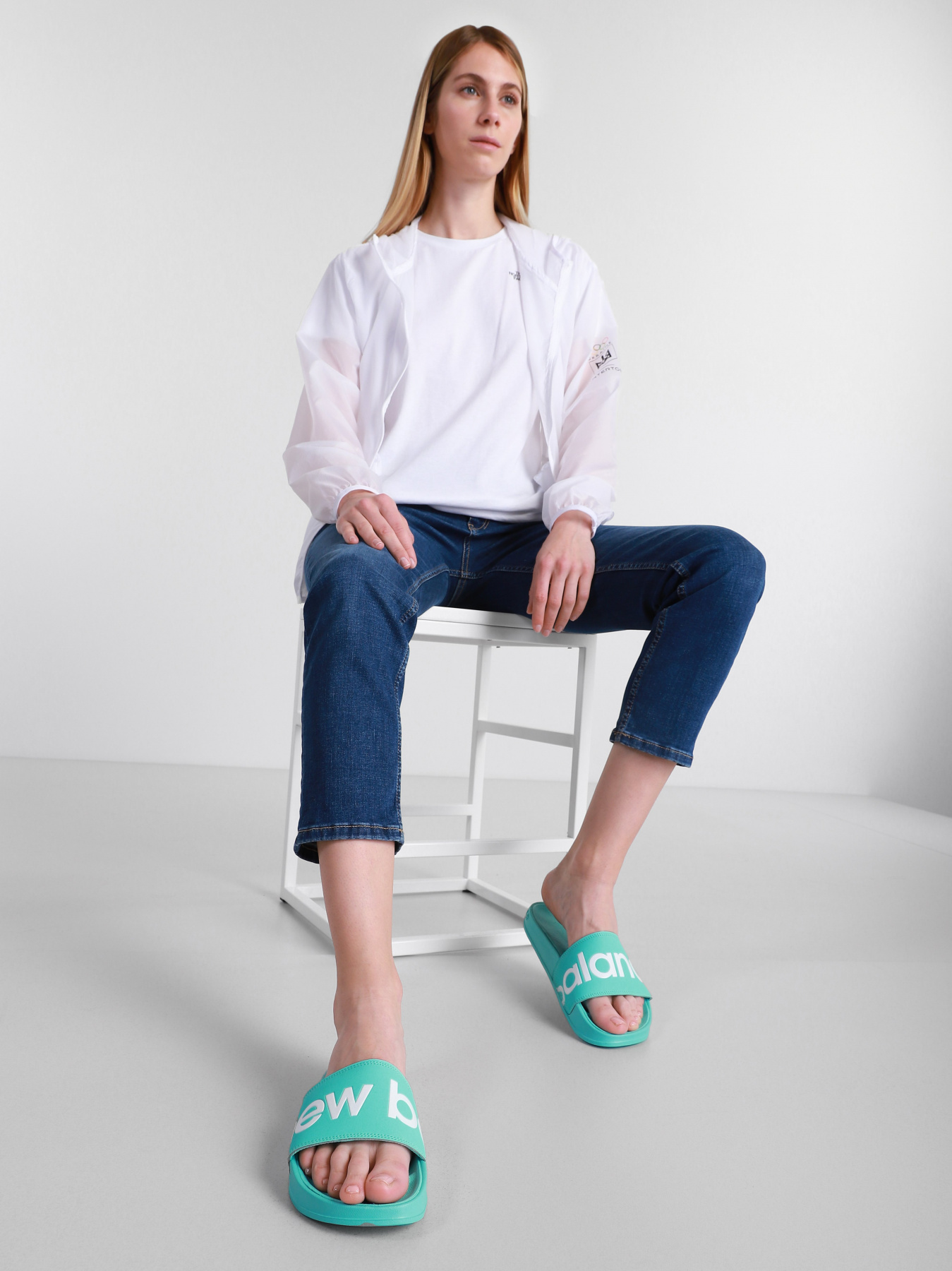 Шлепанцы New Balance 200 модель SWF200T1 Фото