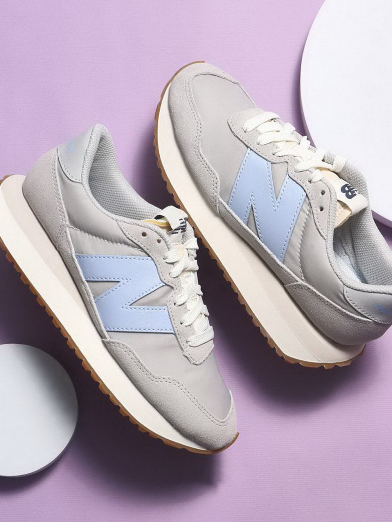 Кросівки New Balance 237 модель WS237GB Фото