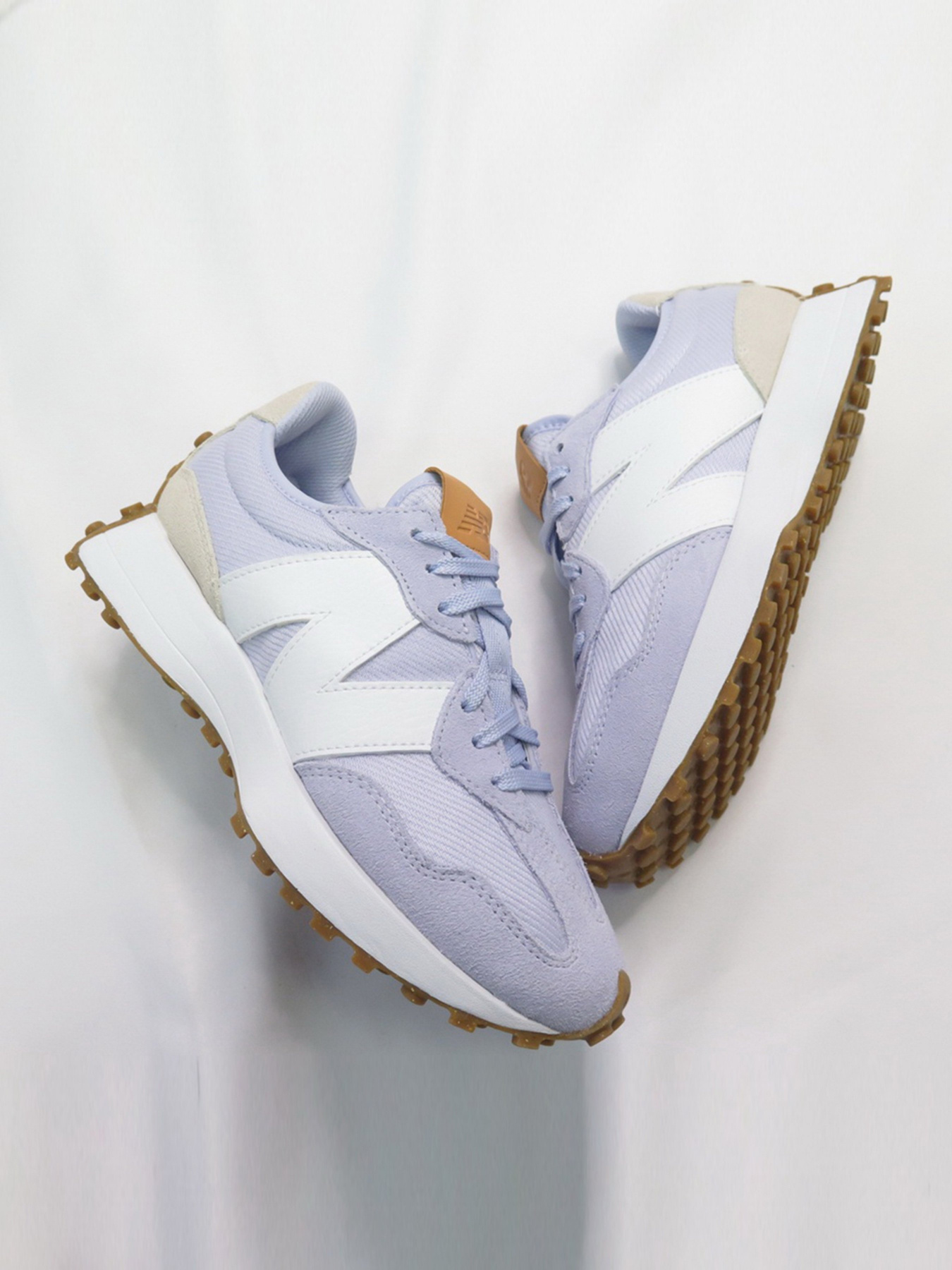 Кросівки New Balance 327 Masterpiece модель WS327RC Фото