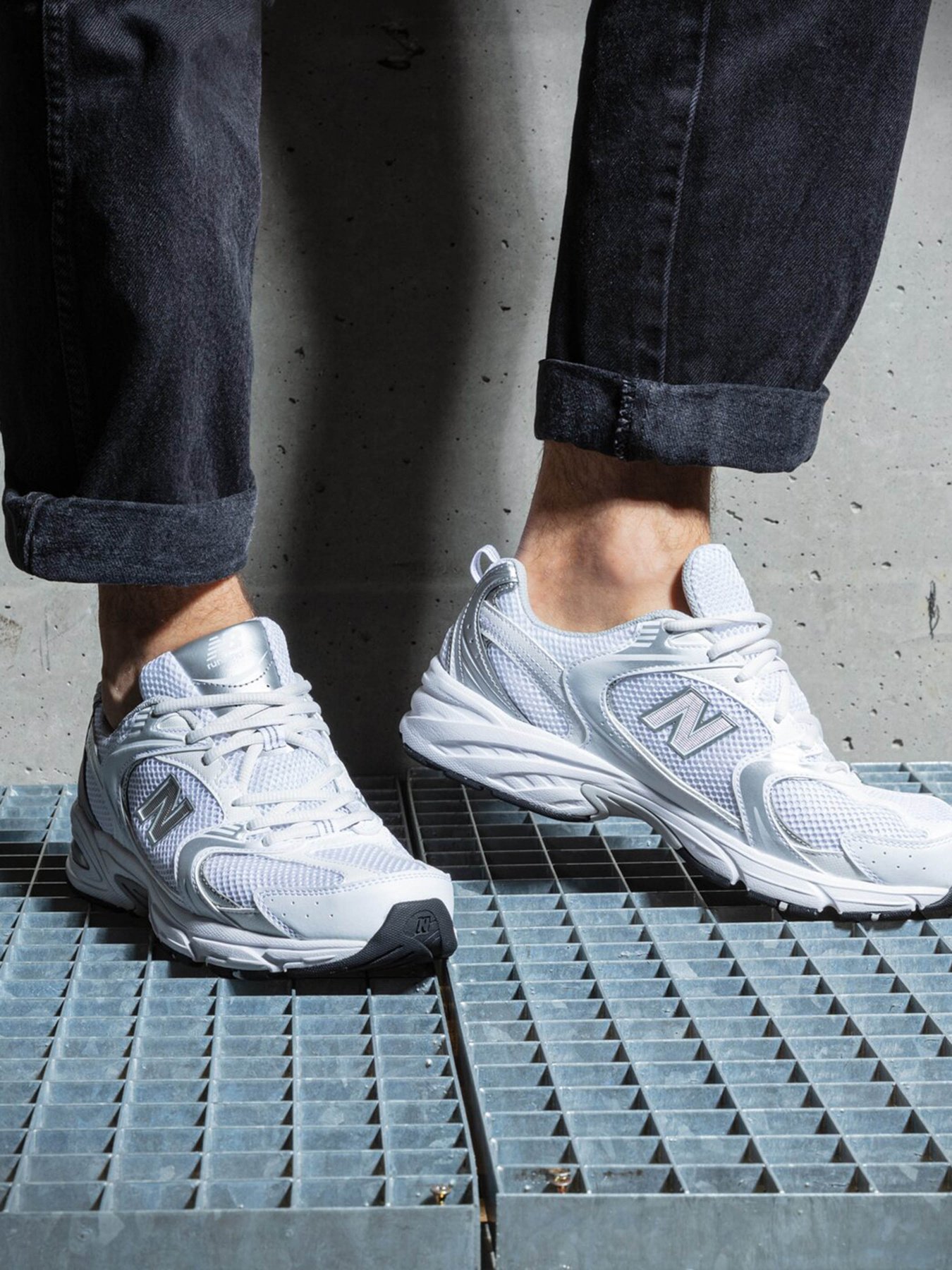 Кросівки повсякденні New Balance 530 модель MR530EMA Фото