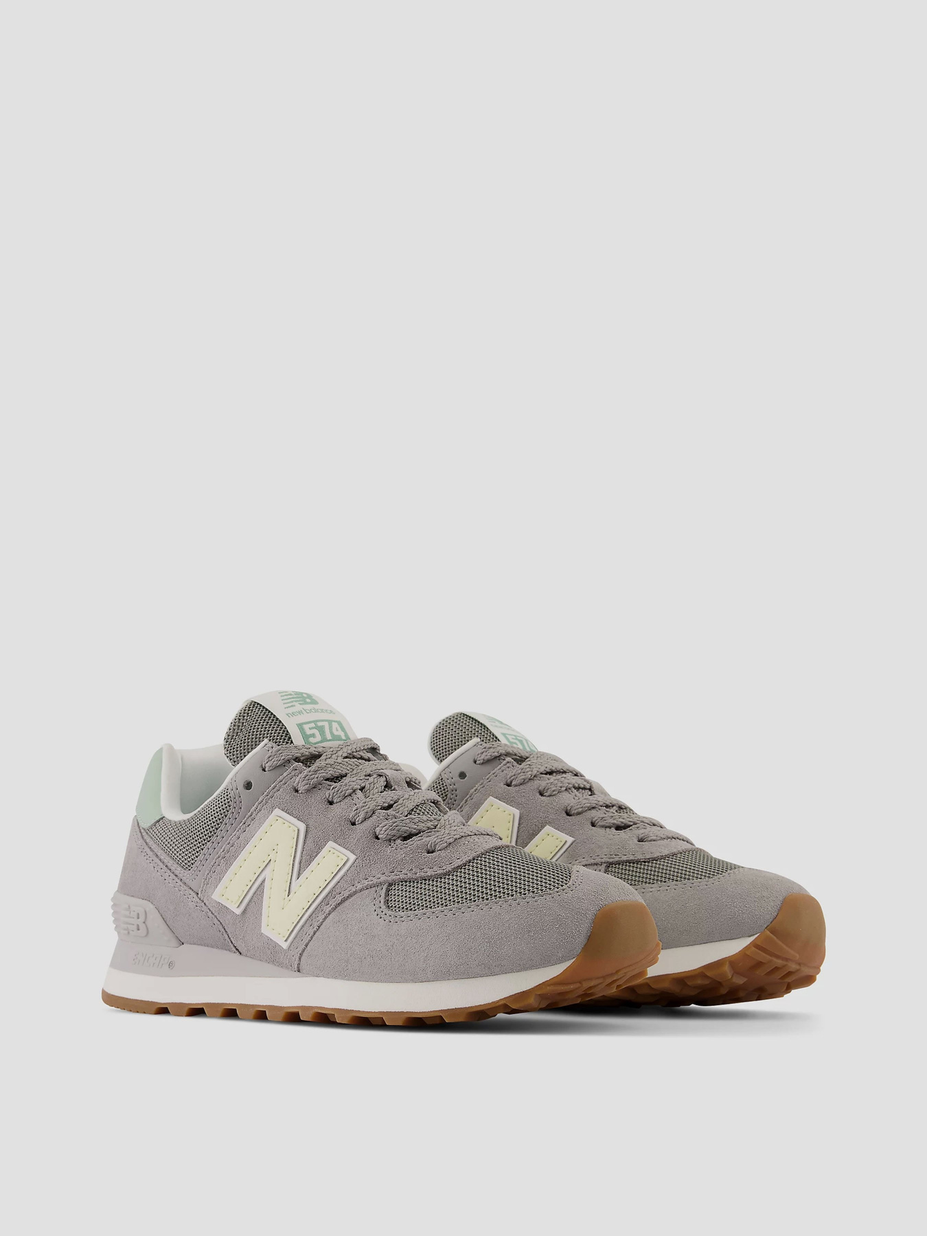 Кроссовки New Balance 574 модель WL574RB Фото