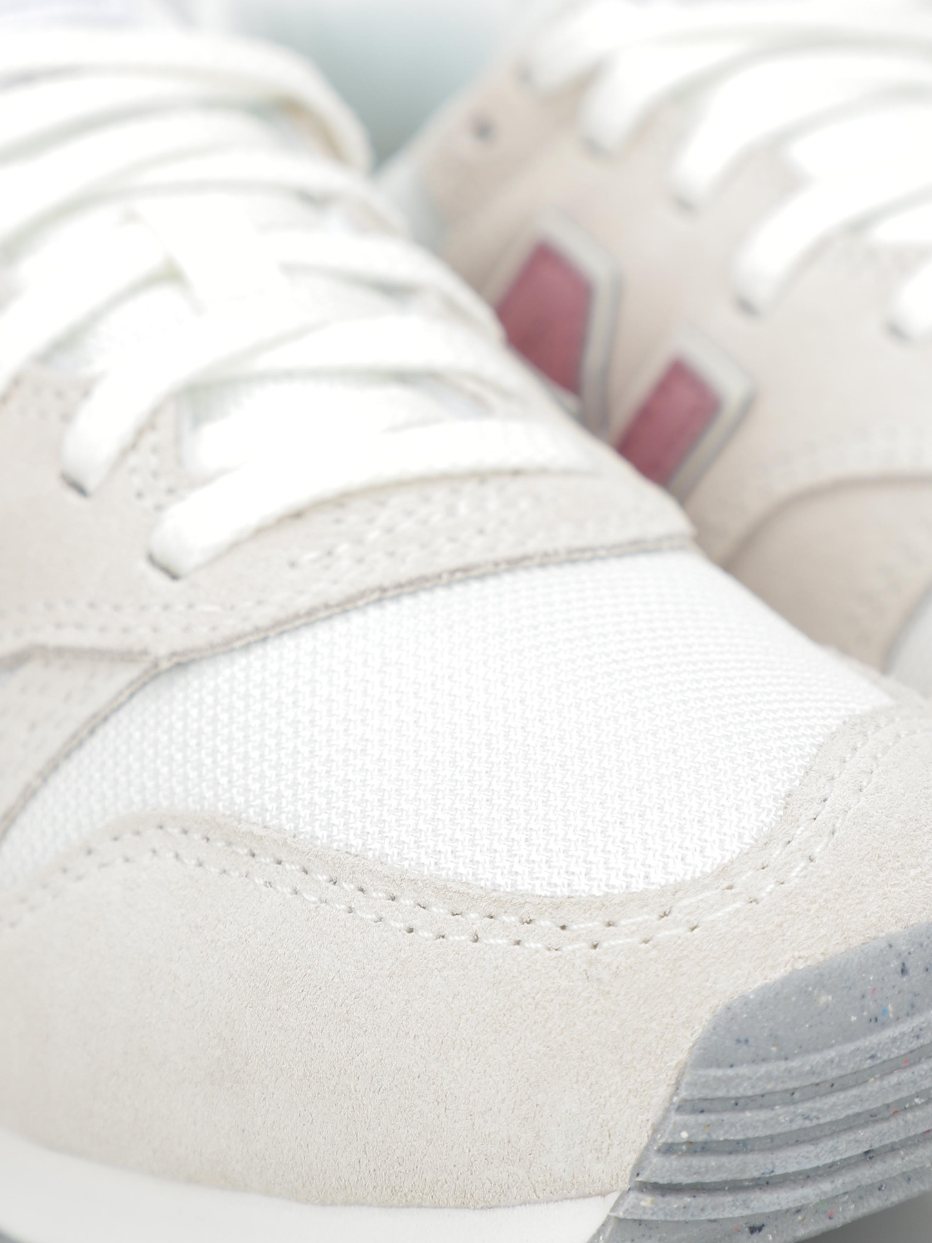 Кроссовки повседневные New Balance 373 модель WL373OK2 Фото