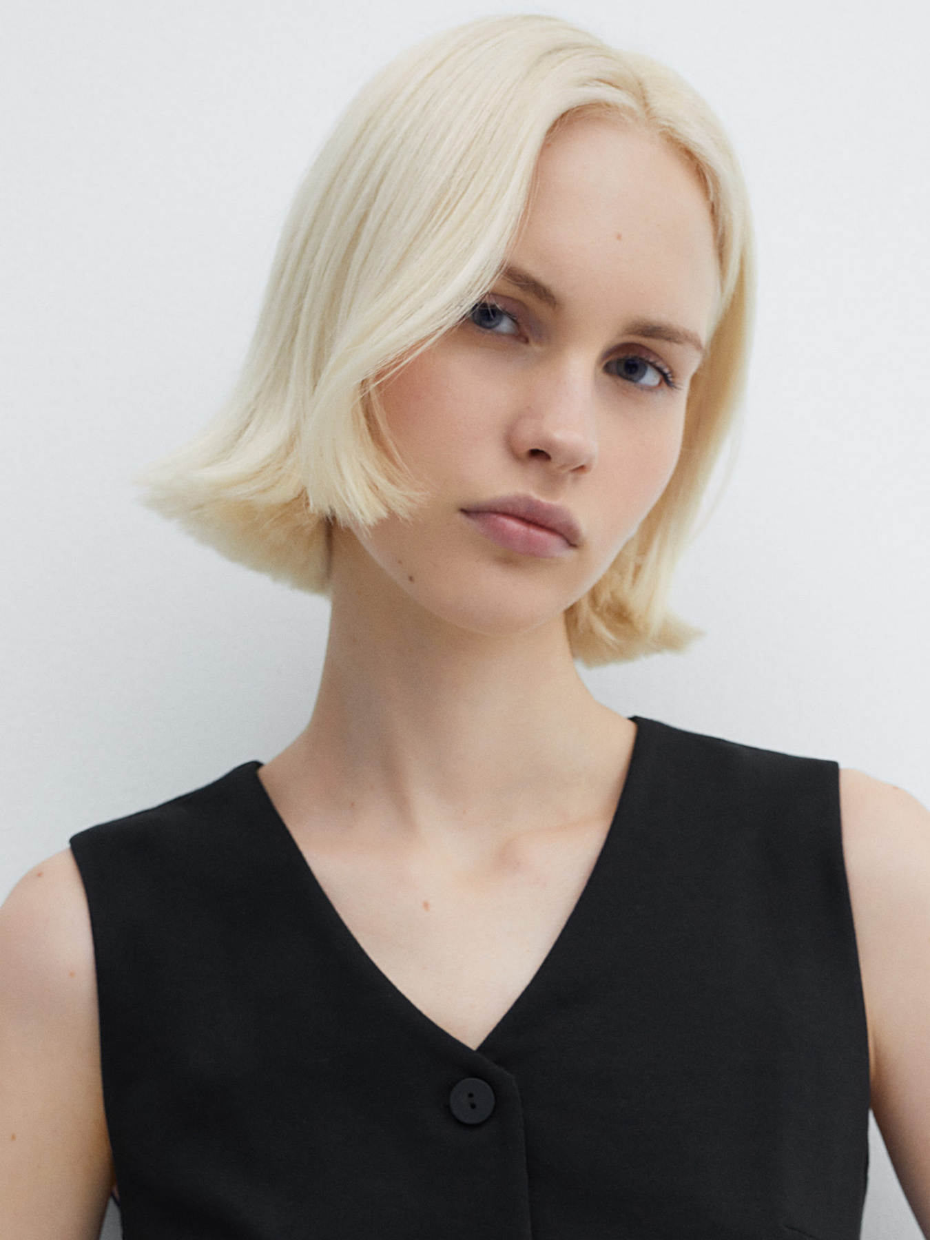 Платье мини MANGO Avayax модель 67064793_99 Фото