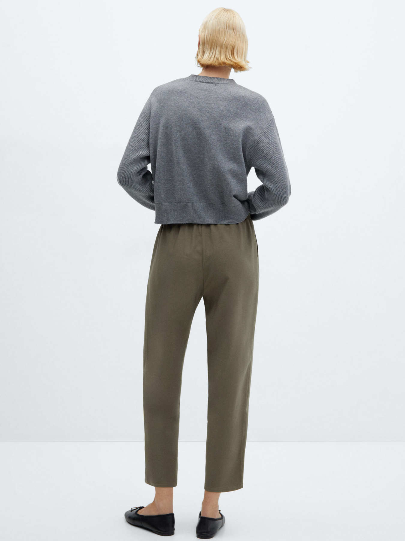 Повсякденні штани MANGO Fluido модель 67085723_37 Фото