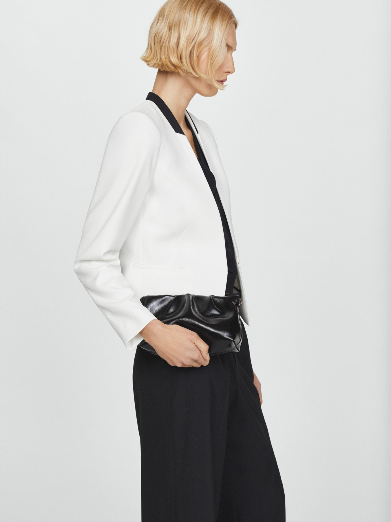 Кросс-боди MANGO модель 67056334_99 Фото