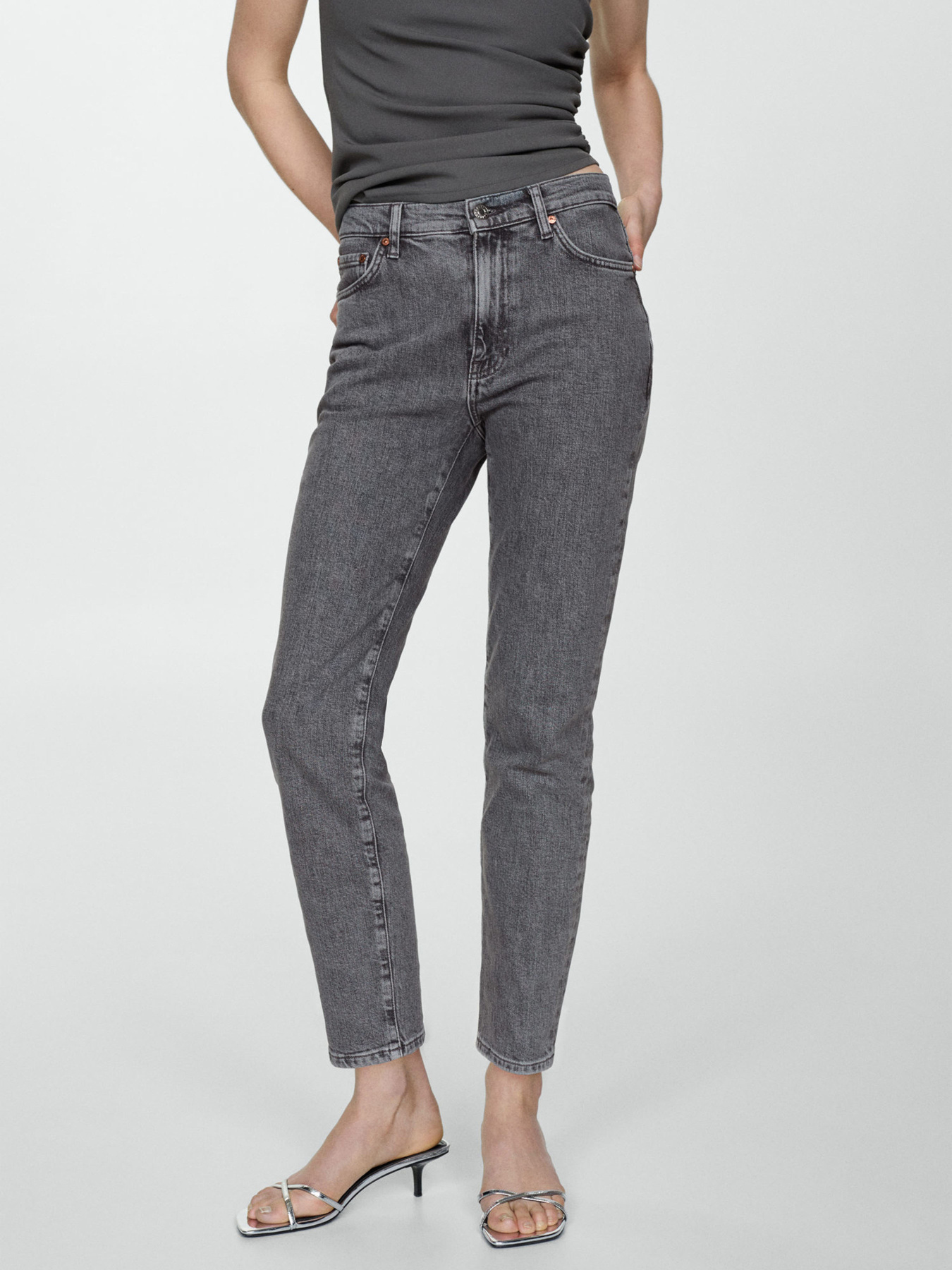 Джинсы мом MANGO модель 67030674_TU Фото