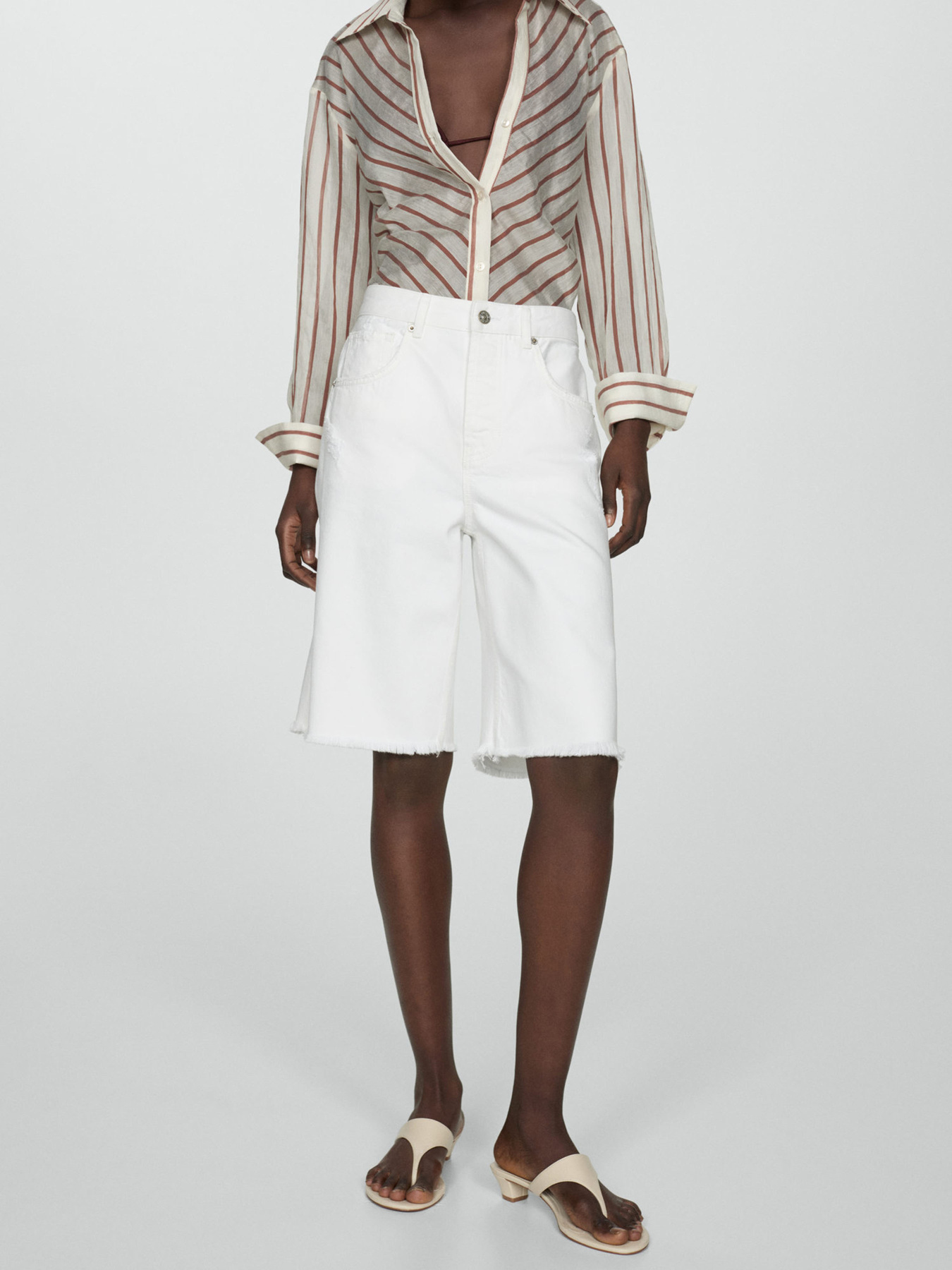 Джинсовые шорты MANGO модель 67039043_1 Джинсовые шорты MANGO модель 67039043_1 Фото