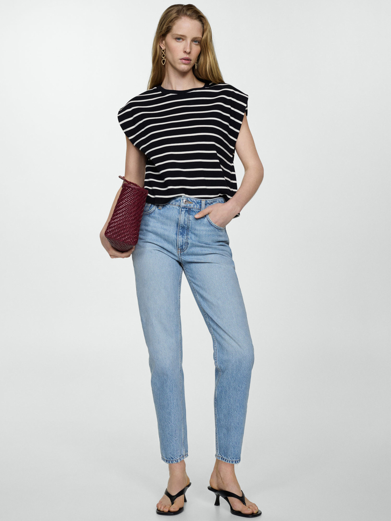 Джинсы мом MANGO модель 67040316_TM Фото