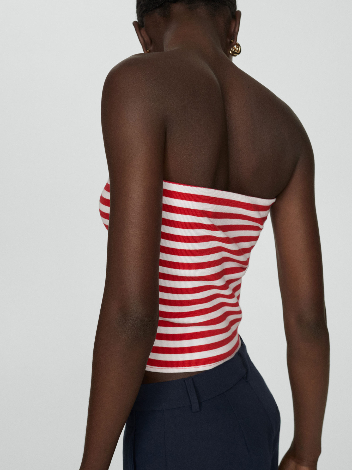 Топ MANGO модель 67048643_70 Фото