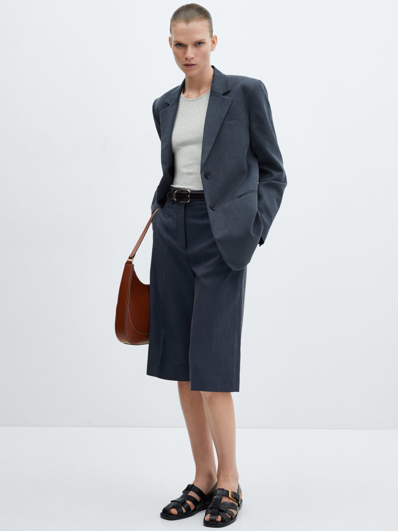 Шорти MANGO модель 67066741_59 Фото