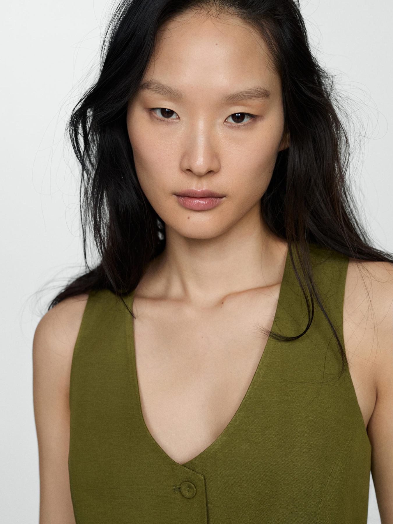 Класичний жилет MANGO модель 67069229_37 Фото