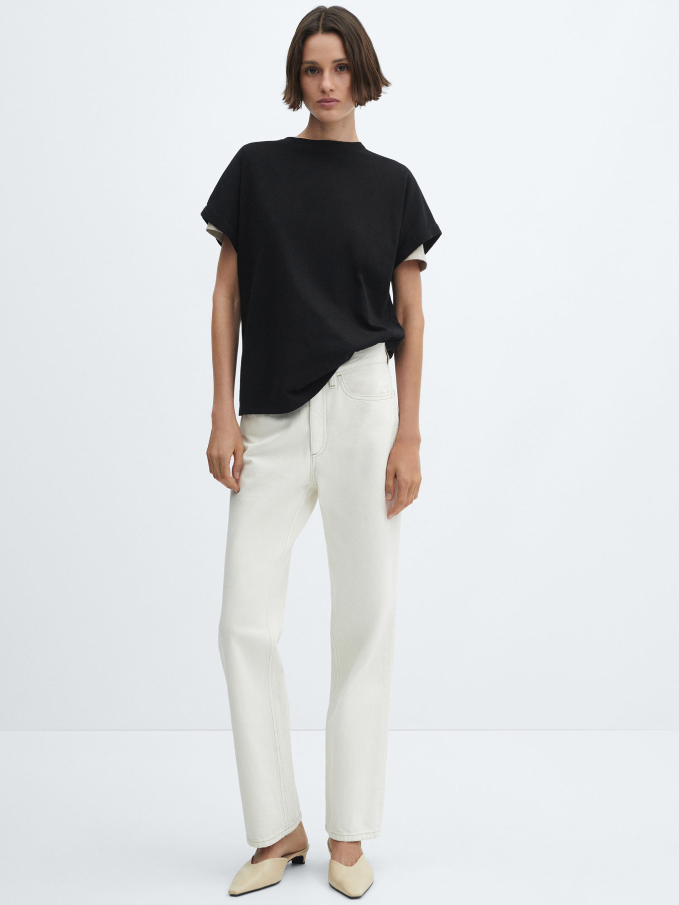 Футболка MANGO модель 67835146_99 Футболка MANGO модель 67835146_99 Фото