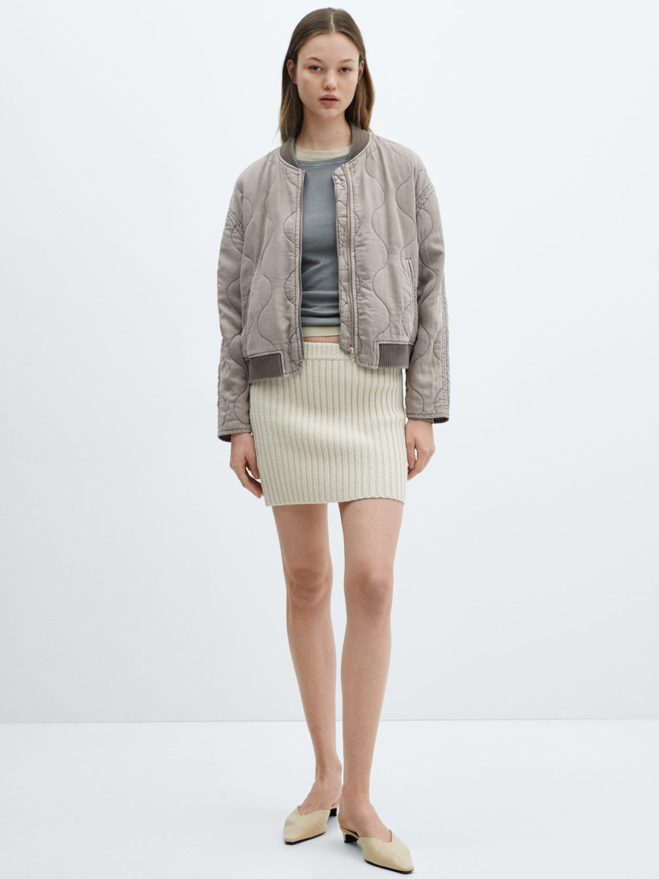 Бомбер MANGO модель 67954785_91 Фото