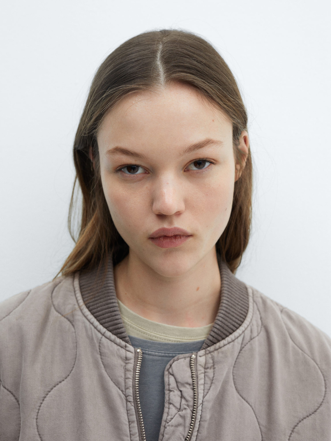 Бомбер MANGO модель 67954785_91 Фото