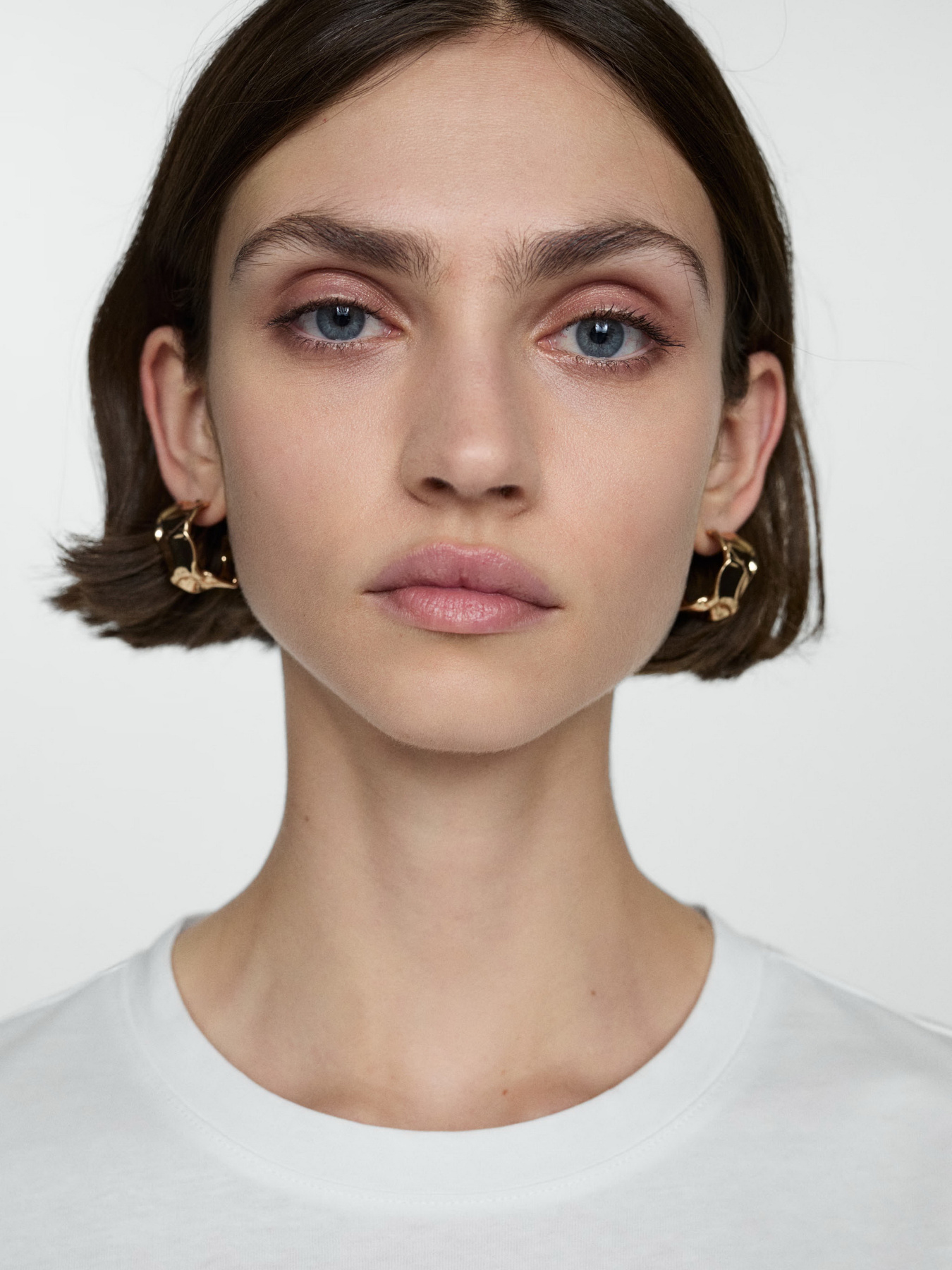 Футболка MANGO Chalaca модель 77090593_1 Футболка MANGO Chalaca модель 77090593_1 Фото