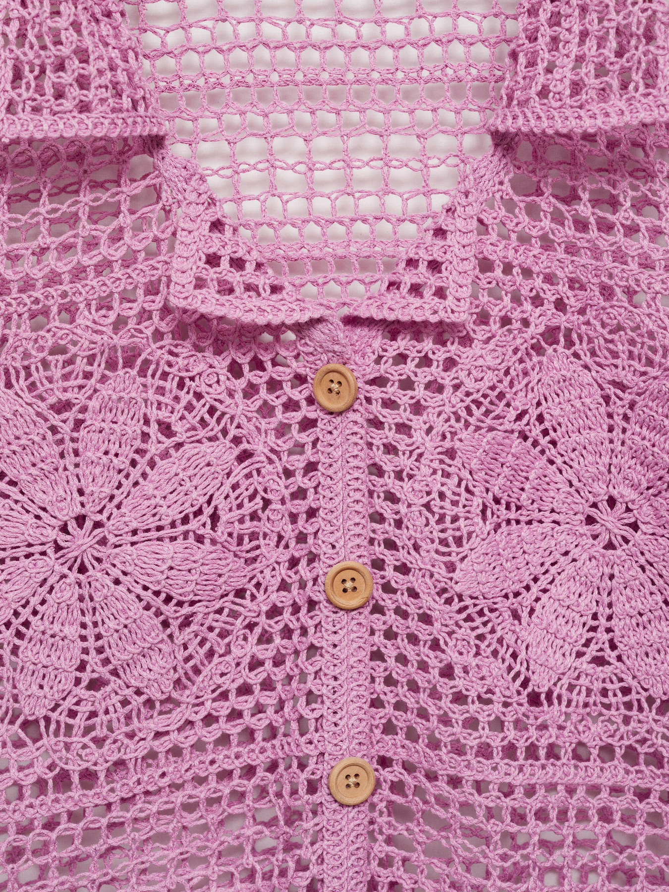 Рубашка повседневная MANGO Nusa модель 77090339_68 Рубашка повседневная MANGO Nusa модель 77090339_68 Фото