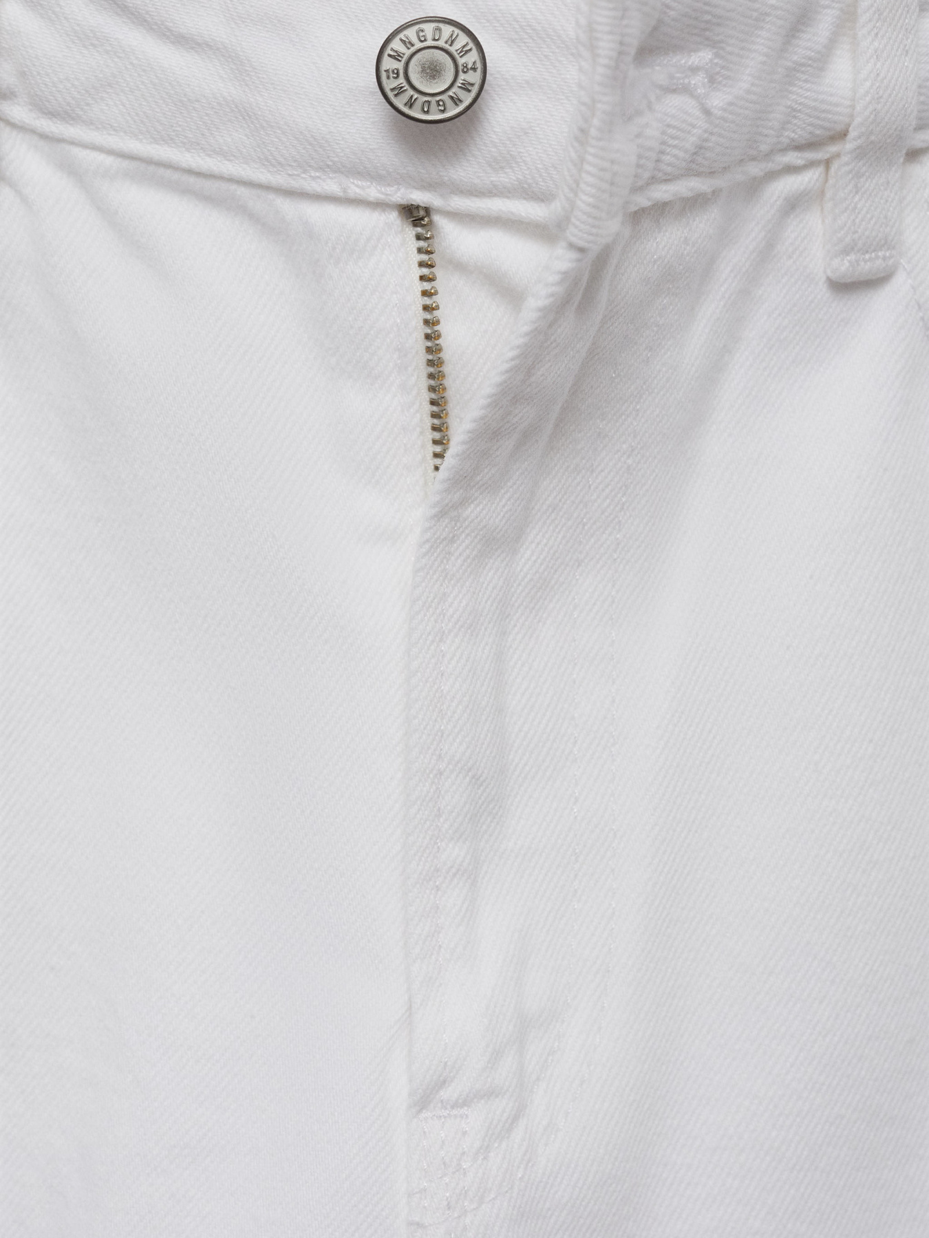 Прямые джинсы MANGO Miami модель 77010358_1 Прямые джинсы MANGO Miami модель 77010358_1 Фото