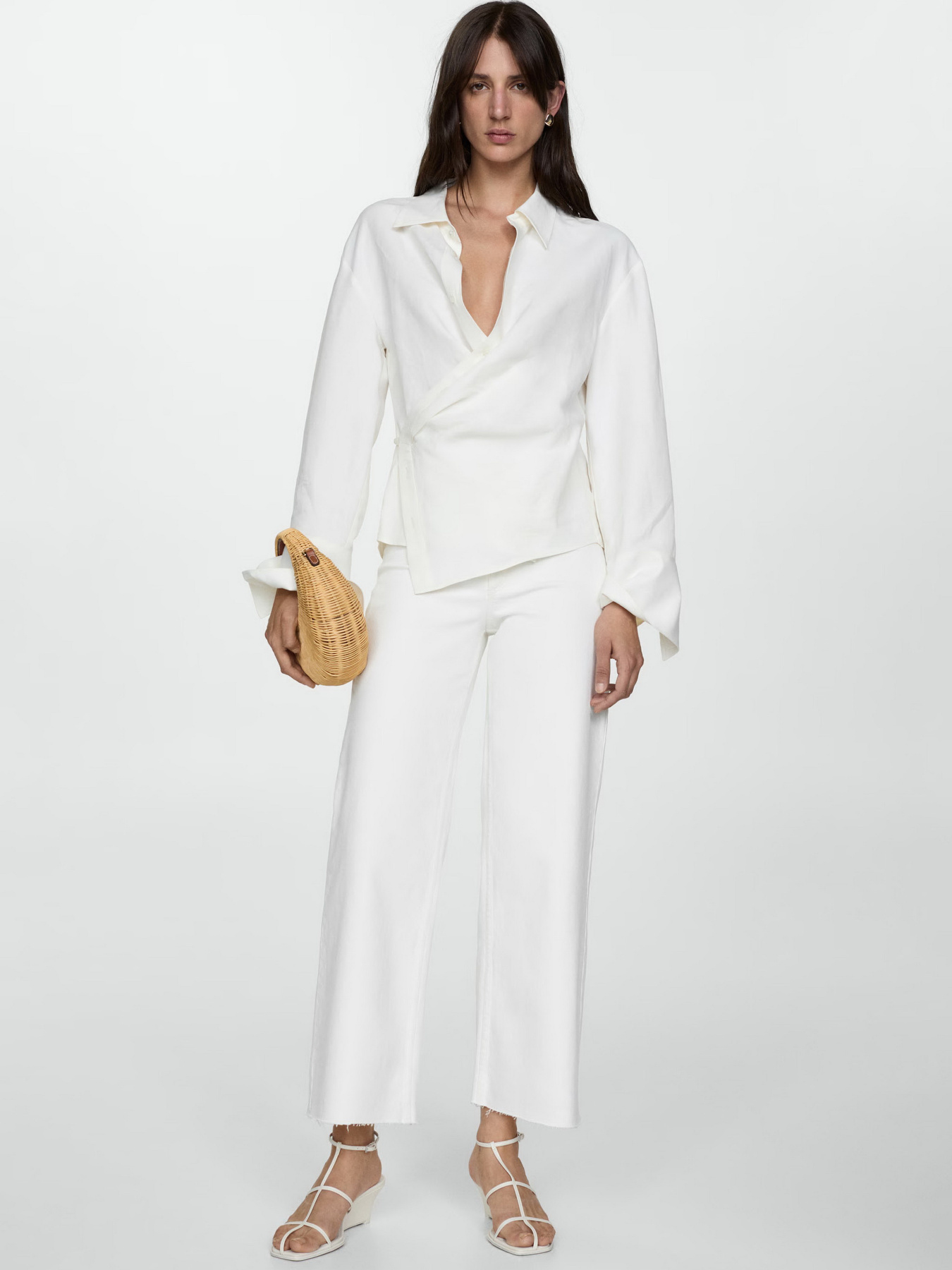 Широкие джинсы MANGO Catherin модель 77010361_1 Широкие джинсы MANGO Catherin модель 77010361_1 Фото