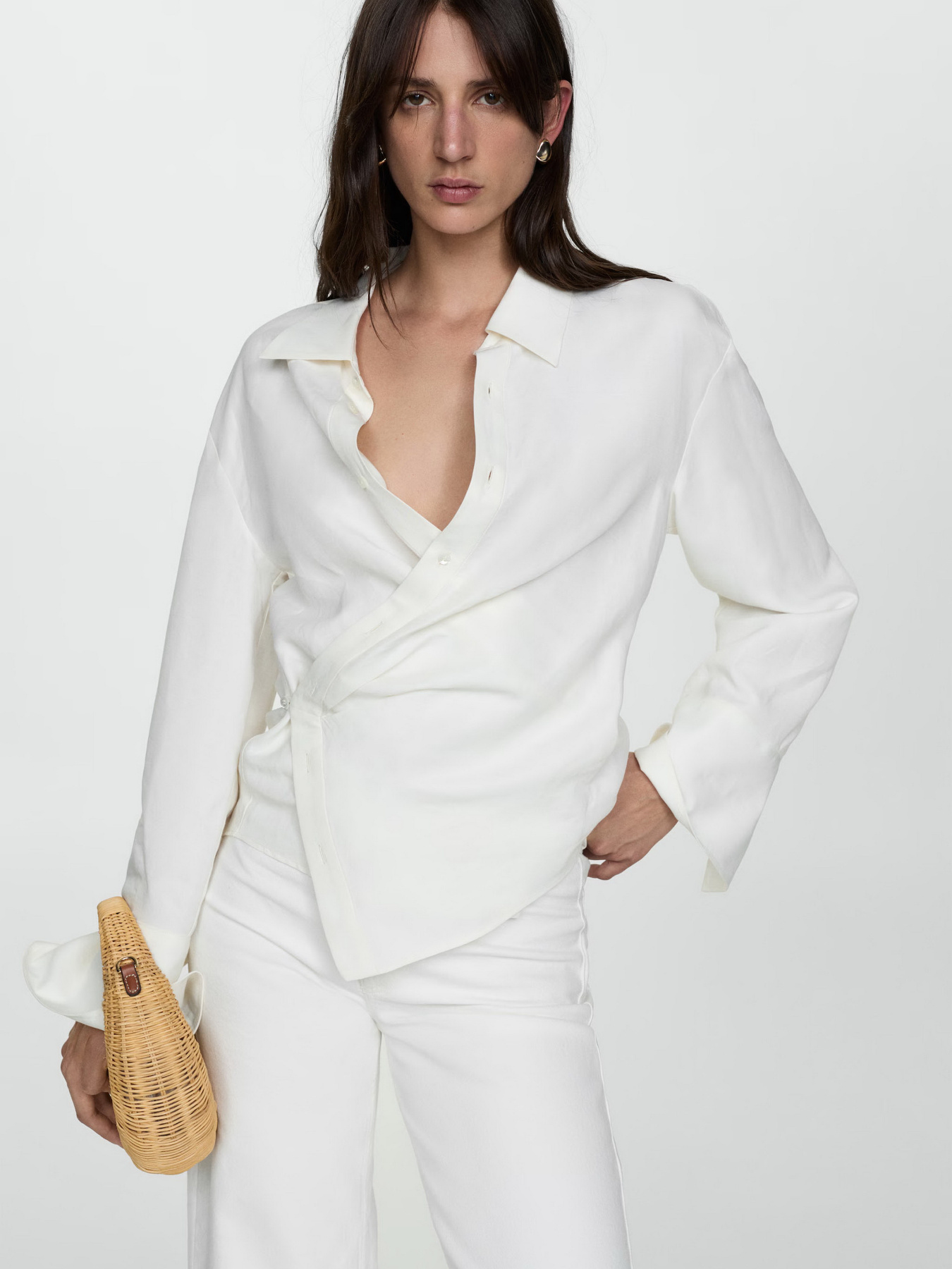 Широкие джинсы MANGO Catherin модель 77010361_1 Широкие джинсы MANGO Catherin модель 77010361_1 Фото