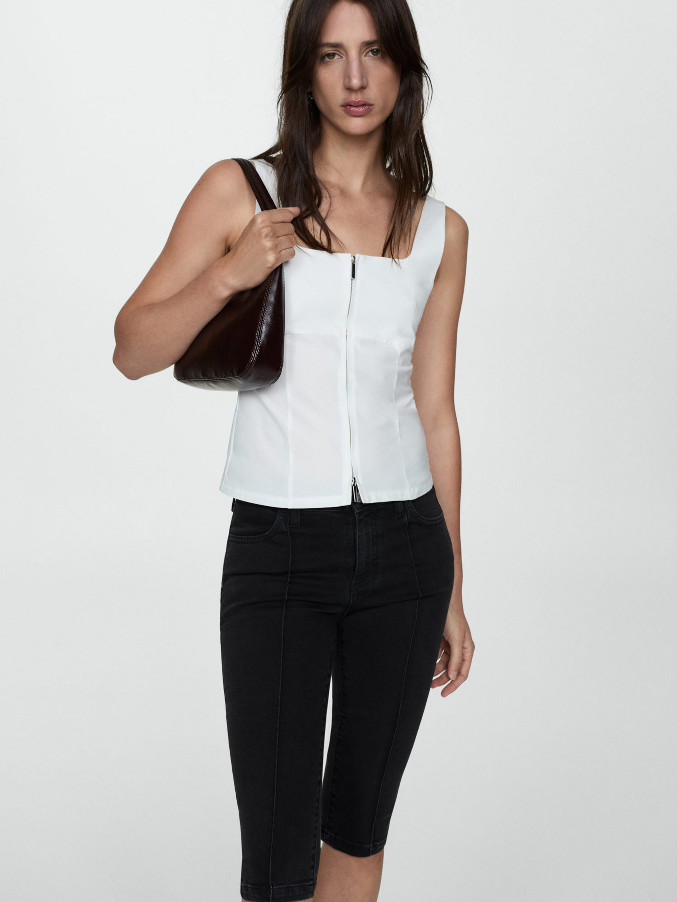 Шорти джинсові MANGO Lora модель 77080354_TN Фото