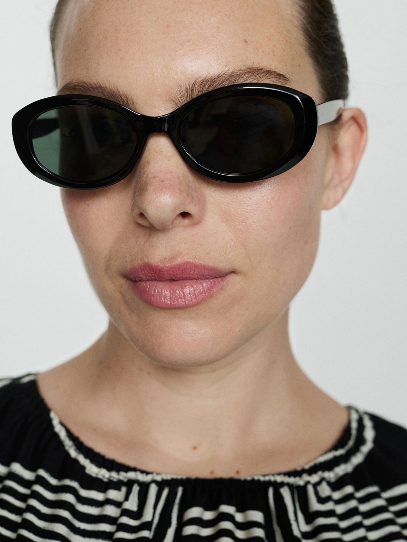 Платье миди MANGO Olimpio модель 77020346_99 Фото