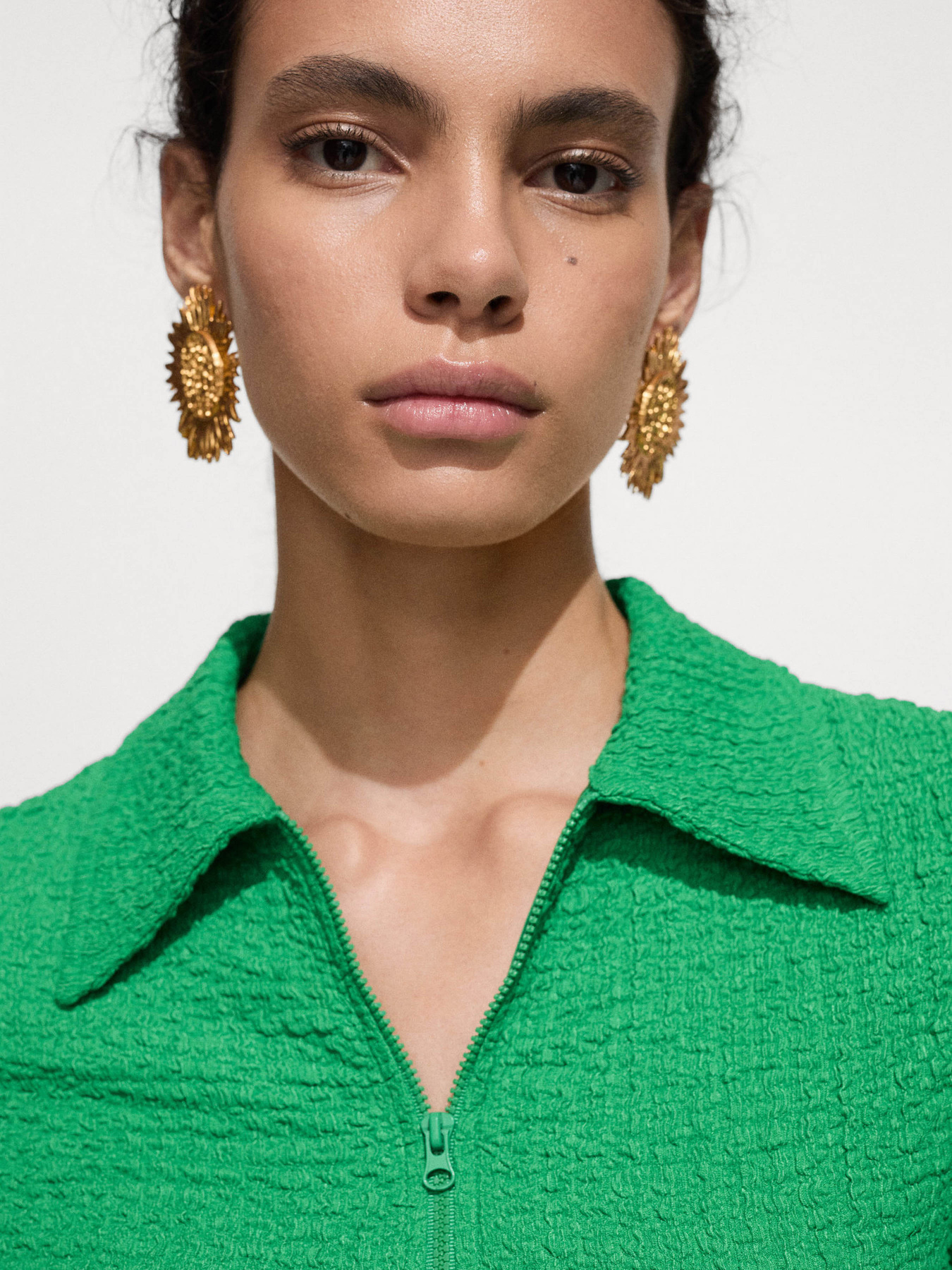 Платье мини MANGO Trama модель 77090379_43 Платье мини MANGO Trama модель 77090379_43 Фото