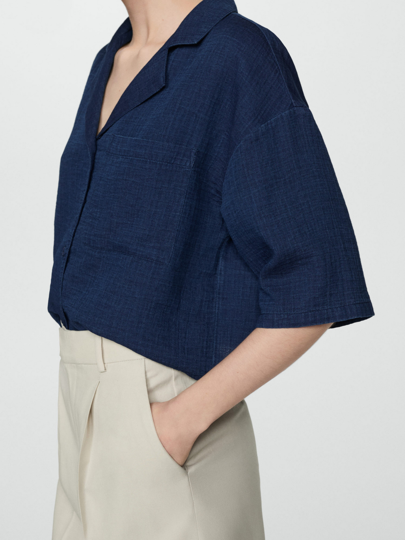 Рубашка повседневная MANGO Bambie модель 77040254_57 Рубашка повседневная MANGO Bambie модель 77040254_57 Фото