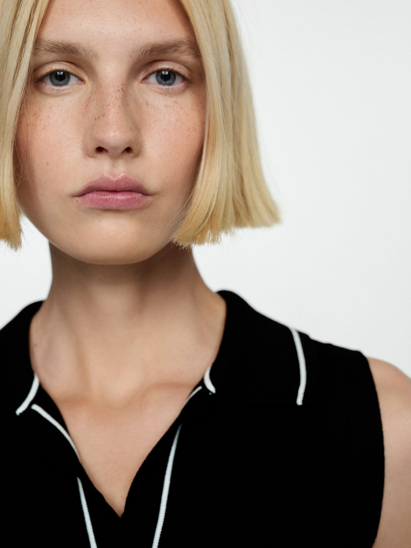 Жилет MANGO Verto модель 67039405_99 Фото