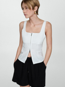 Повседневные шорты MANGO Bogota модель 67069404_99 Повседневные шорты MANGO Bogota модель 67069404_99 Фото