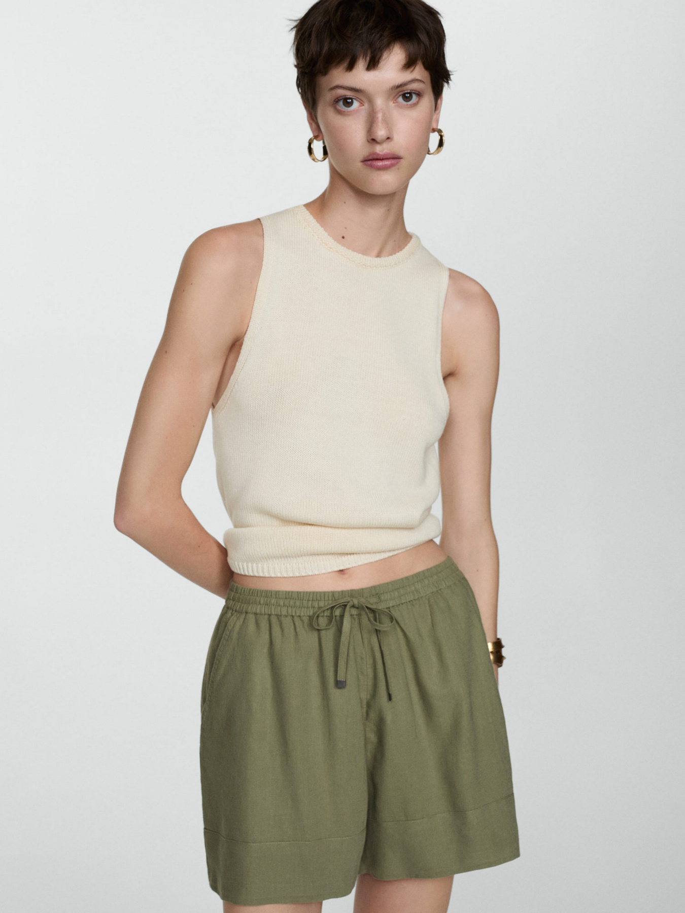 Шорти MANGO Bogota модель 67069404_37 Фото