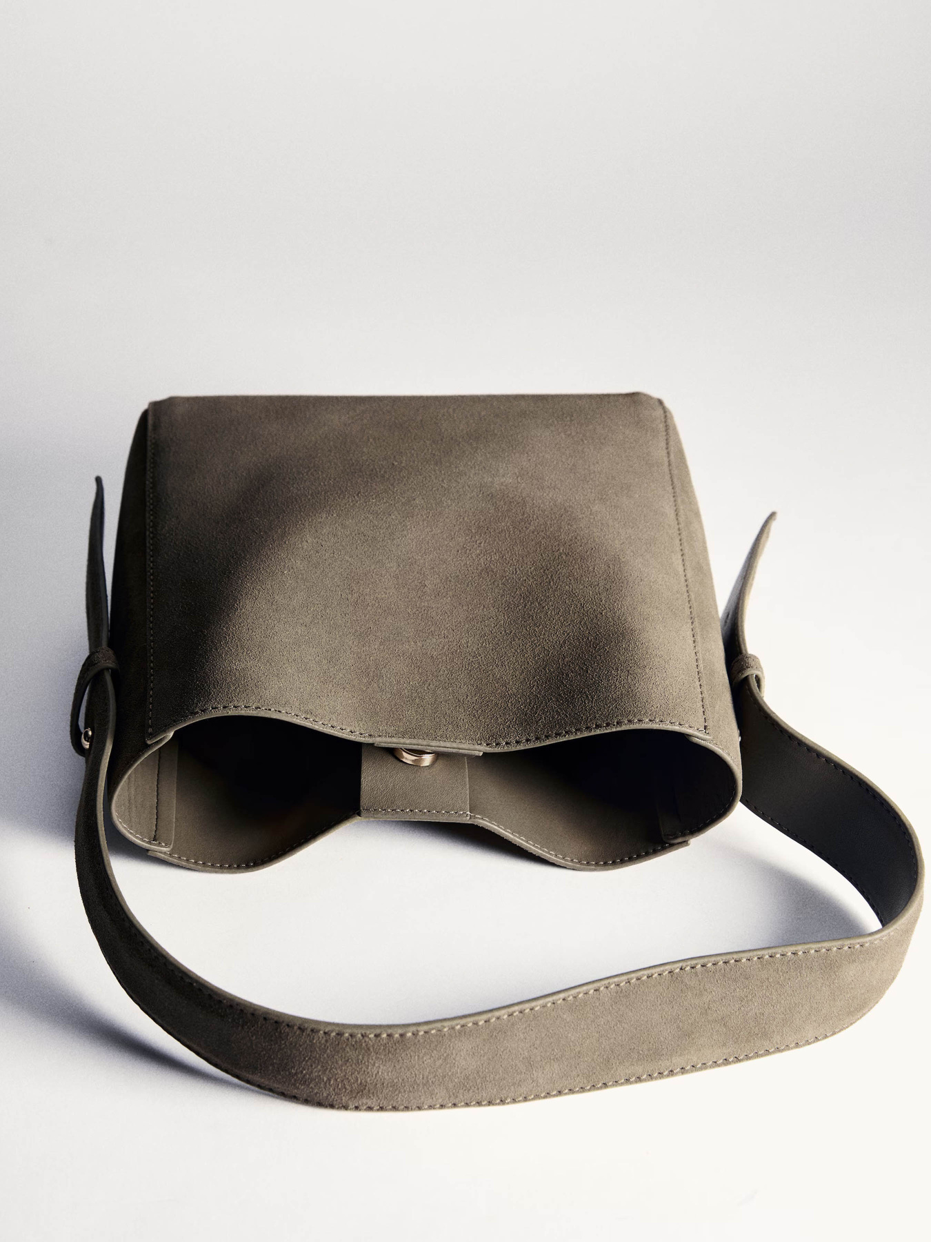 Шоппер MANGO Casa модель 77040268_37 Фото