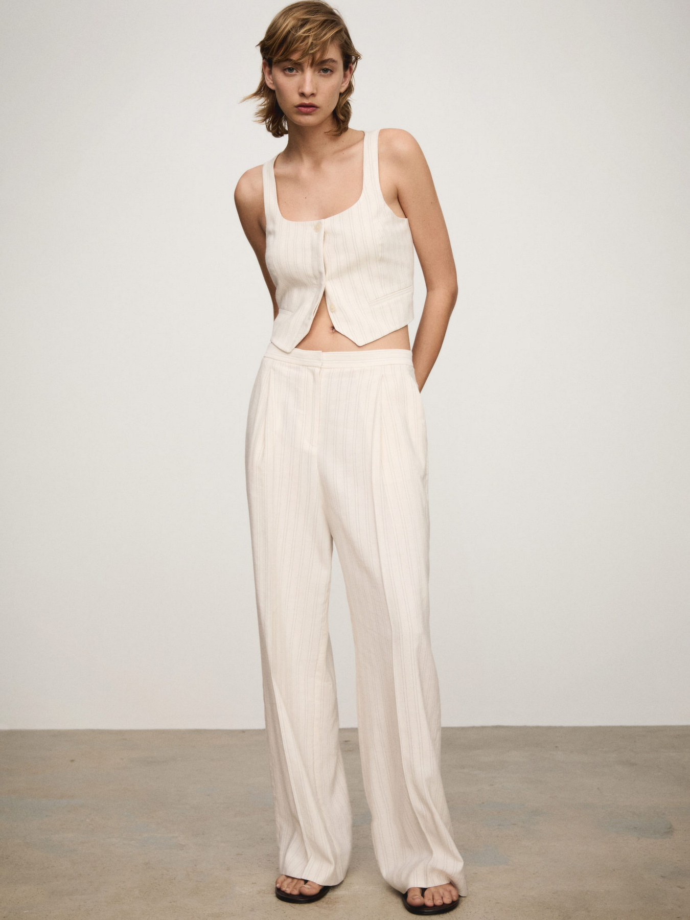 Жилет классический MANGO модель 77043271_5 Фото