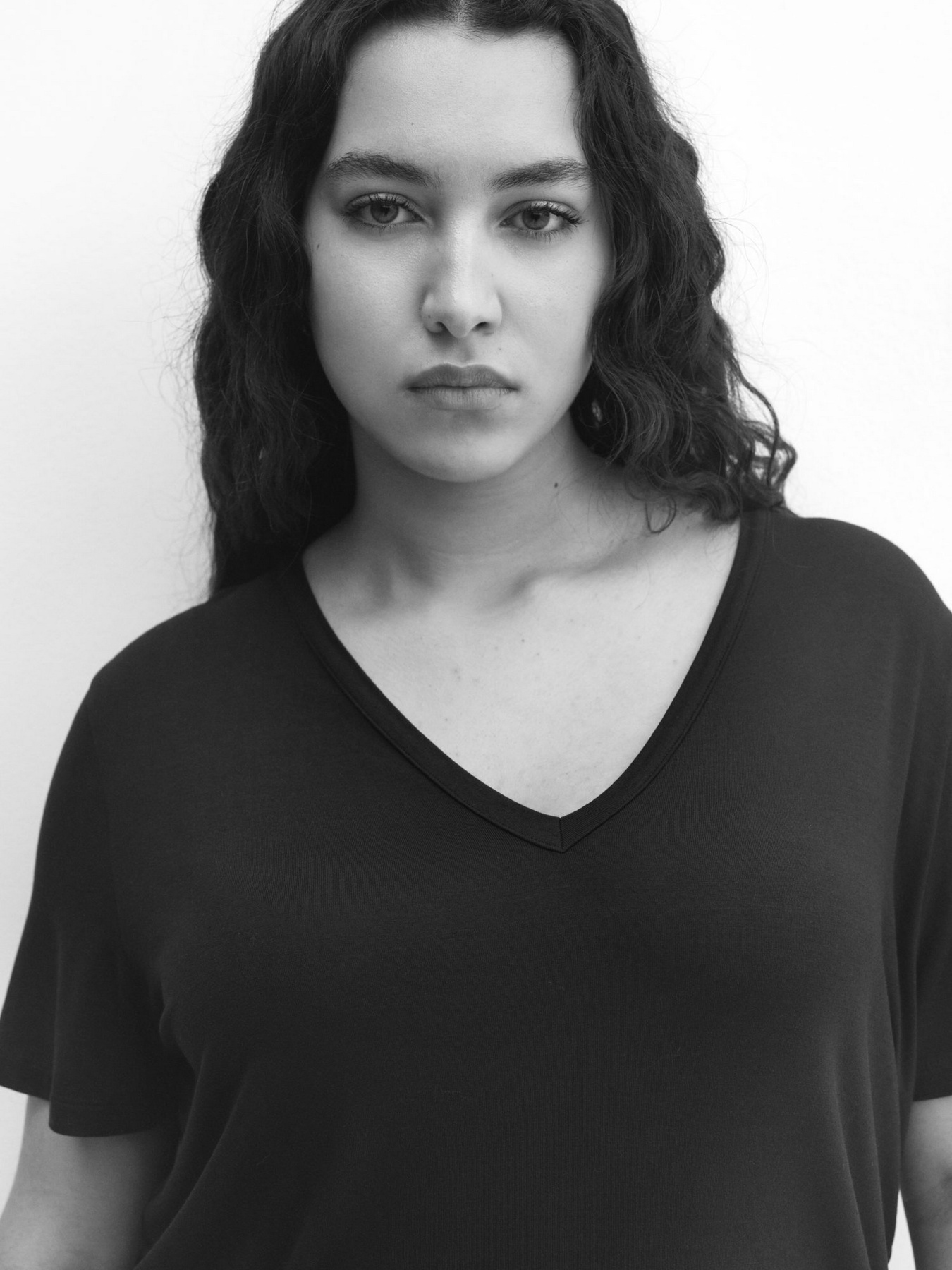 Футболка MANGO модель 77070580_99 Фото