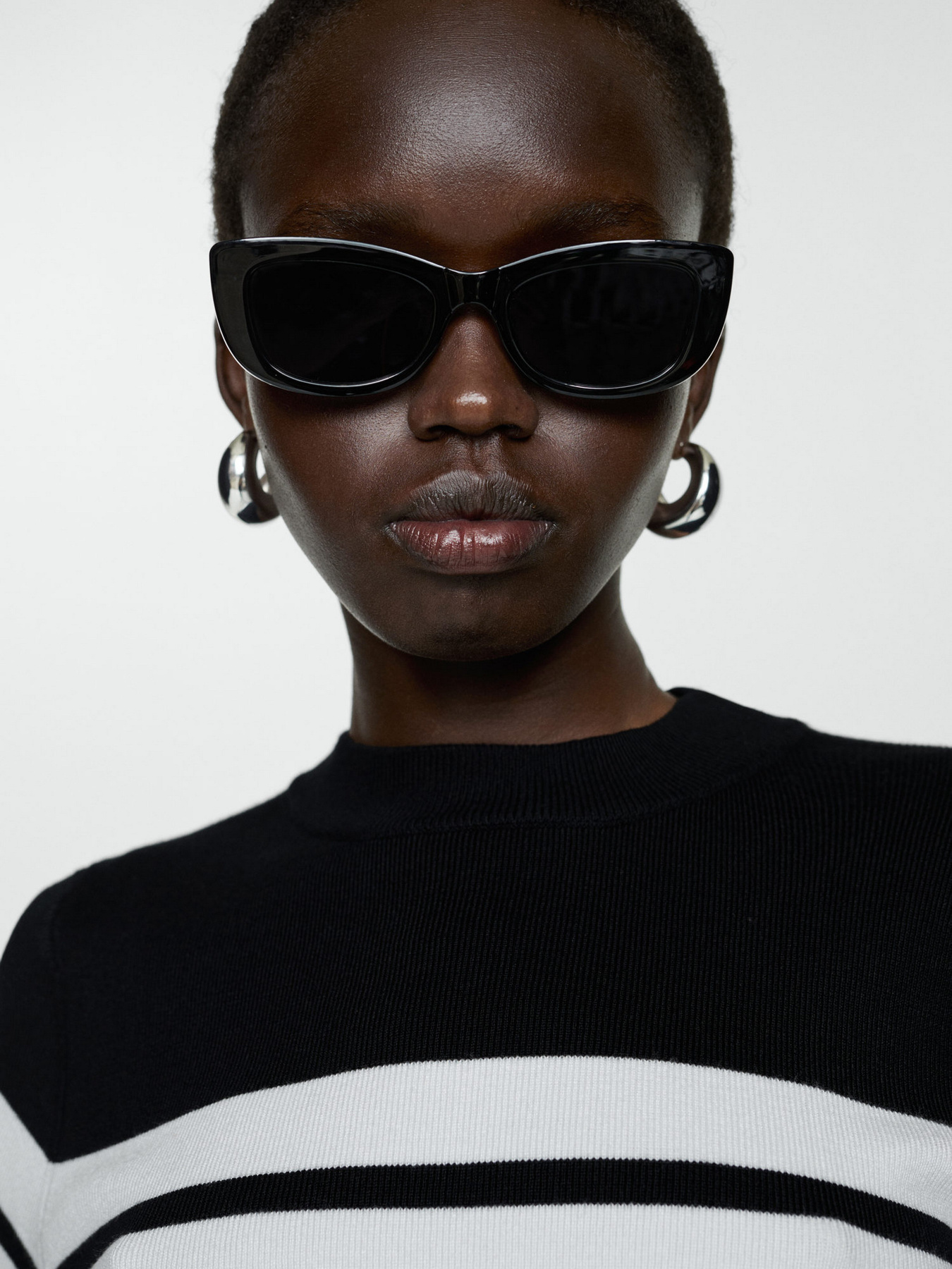 Футболка MANGO модель 77012920_99 Фото