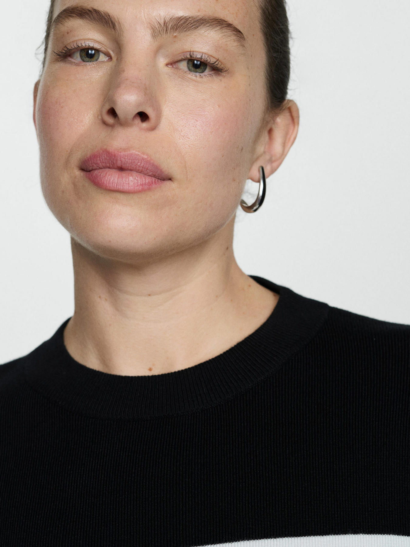 Футболка MANGO модель 77012920_99 Фото