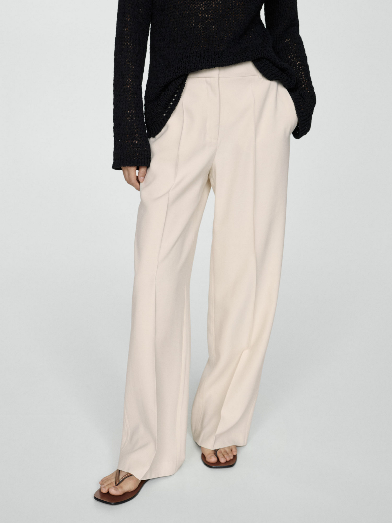 Класичні штани MANGO модель 77020374_5 Фото