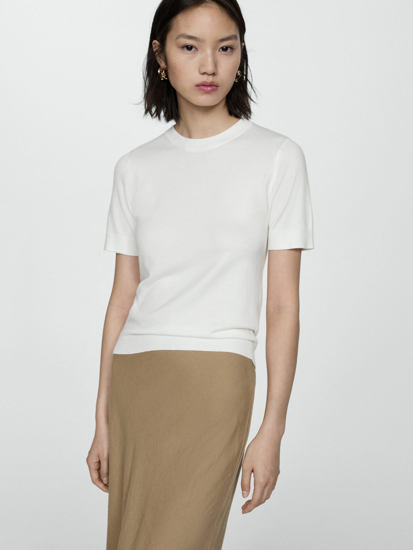 Футболка MANGO модель 77042919_5 Футболка MANGO модель 77042919_5 Фото