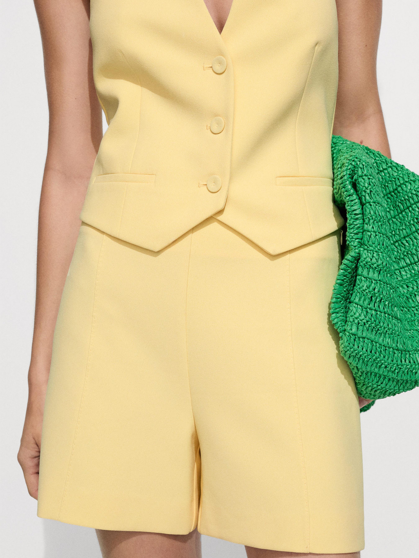 Повсякденні шорти MANGO модель 77040389_11 Повсякденні шорти MANGO модель 77040389_11 Фото