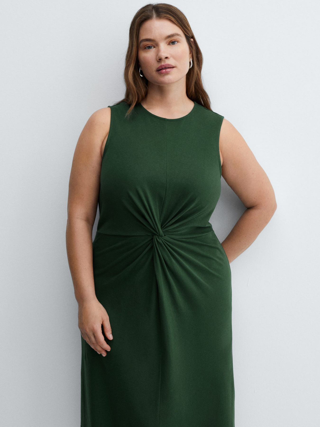 Сукня міді MANGO модель 77000368_43 Фото