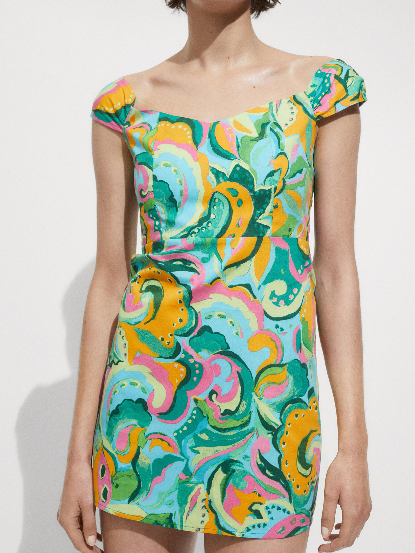 Платье мини MANGO модель 77010353_43 Фото