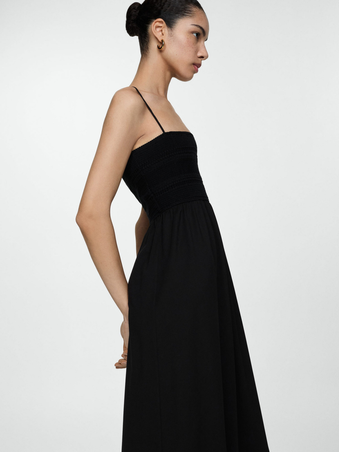 Платье миди MANGO модель 77040360_99 Платье миди MANGO модель 77040360_99 Фото