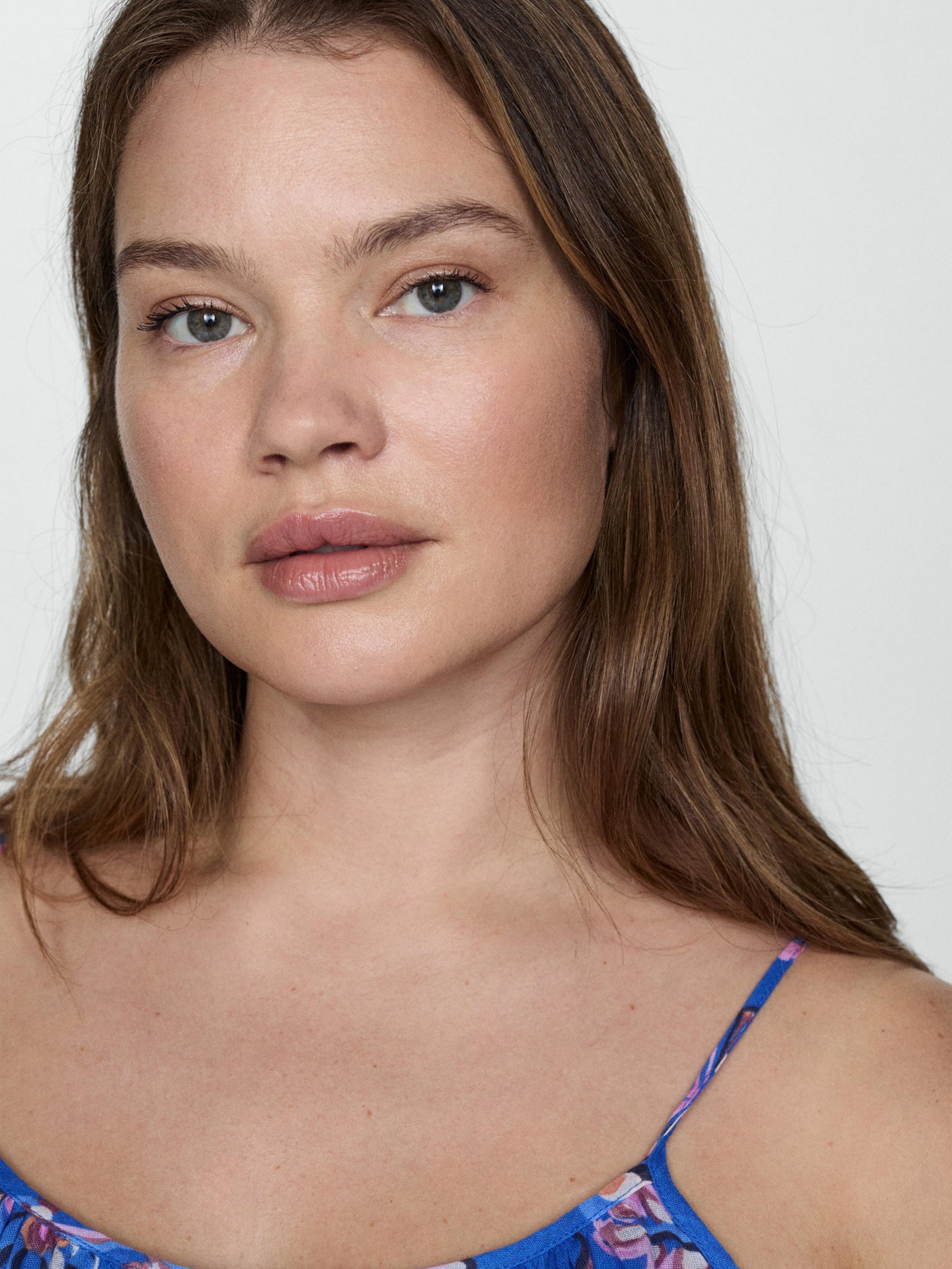 Сукня міді MANGO модель 77012928_52 Сукня міді MANGO модель 77012928_52 Фото