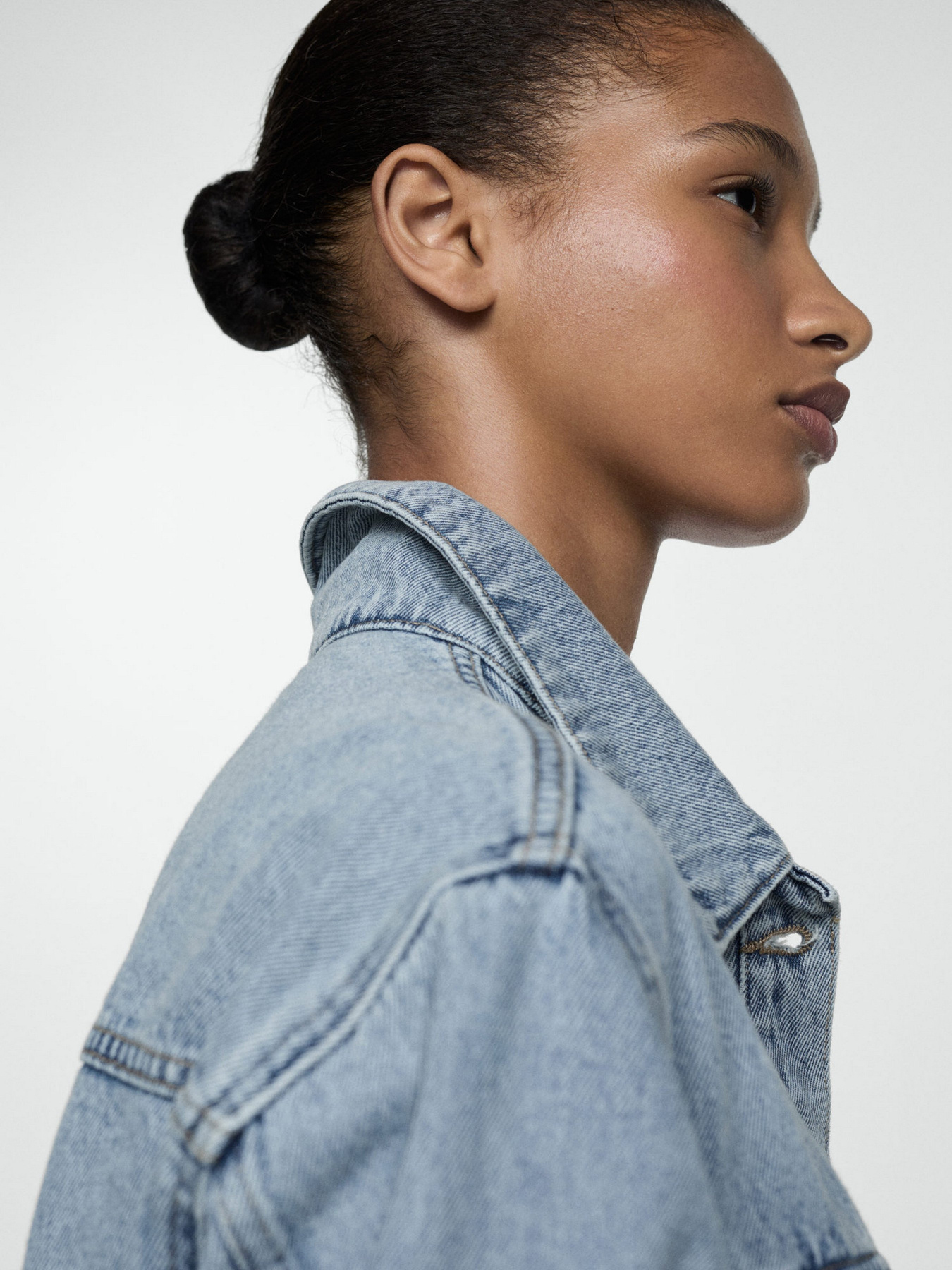 Джинсовая куртка MANGO модель 77090586_TC Фото