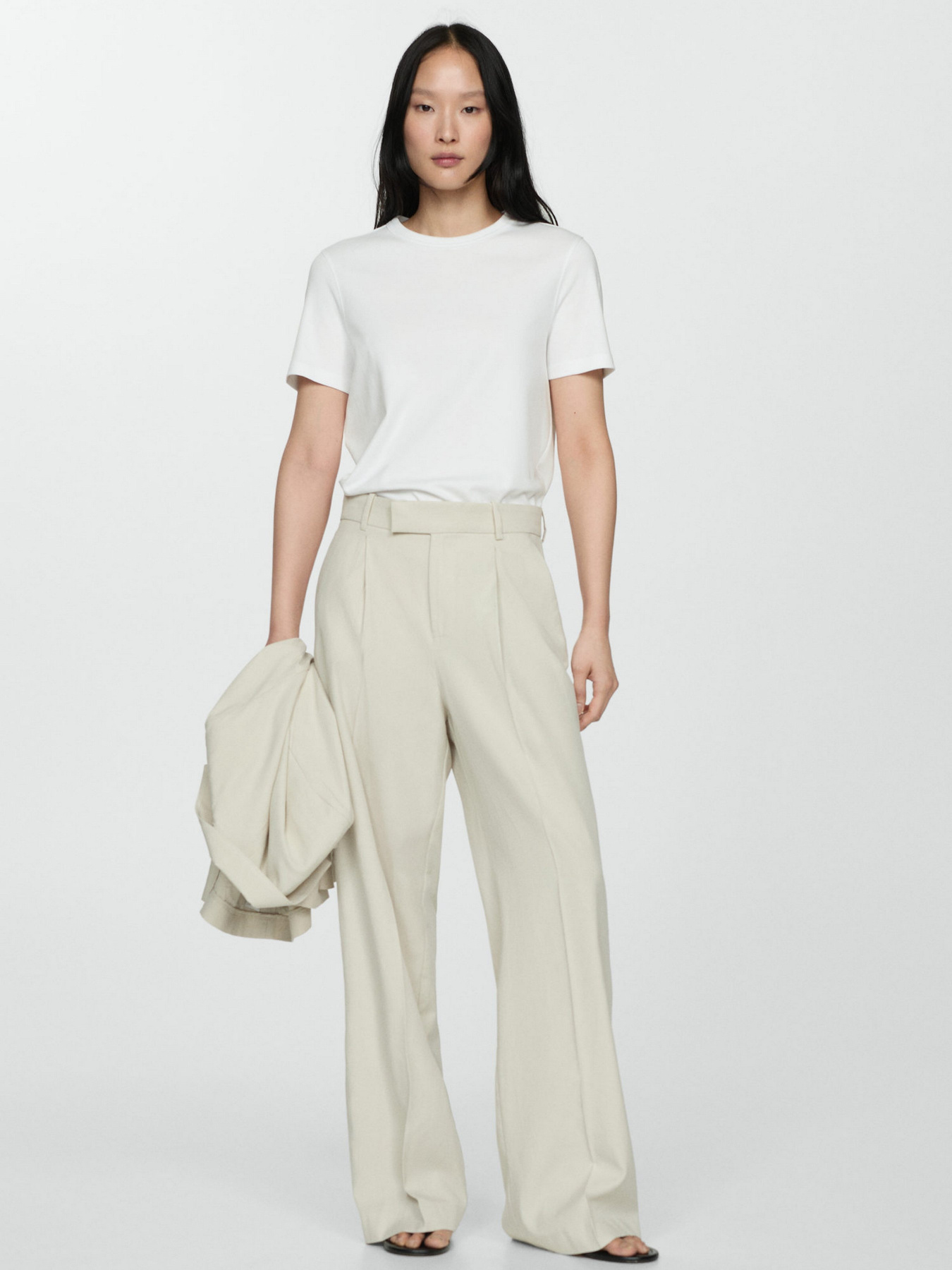 Футболка MANGO модель 77090571_1 Футболка MANGO модель 77090571_1 Фото