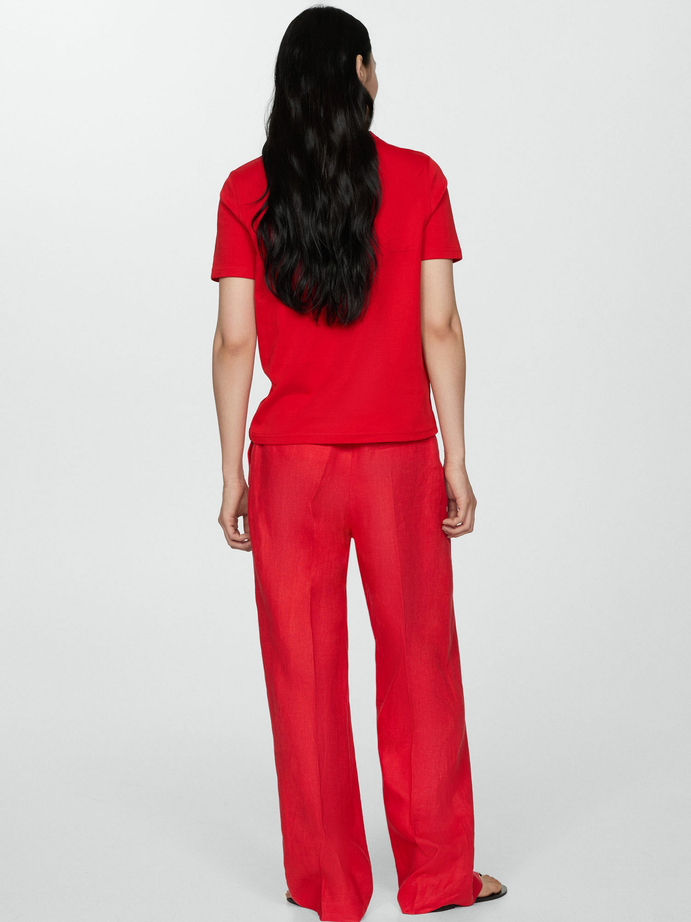 Футболка MANGO модель 77090571_70 Футболка MANGO модель 77090571_70 Фото