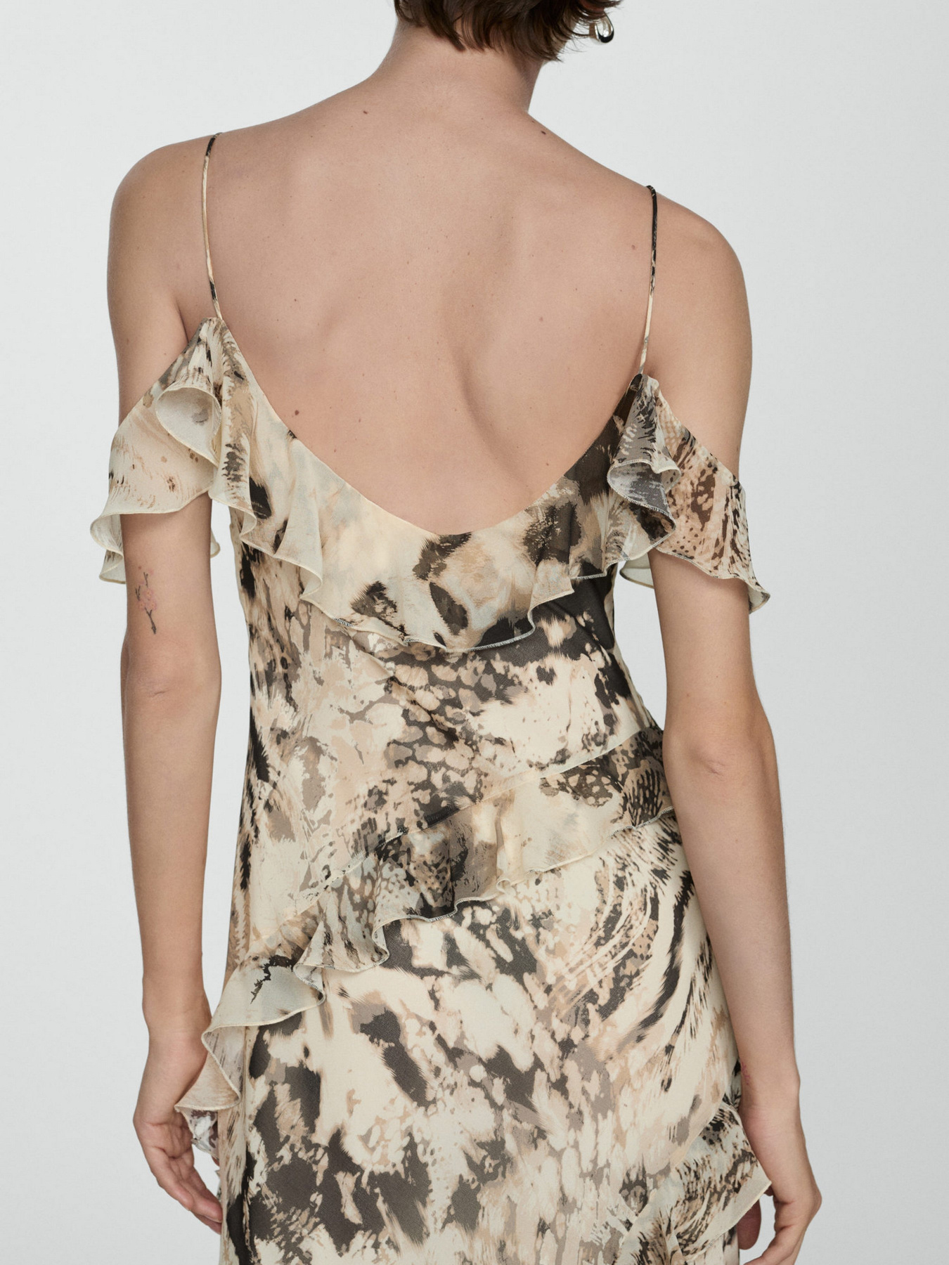 Платье макси MANGO модель 77013296_5 Платье макси MANGO модель 77013296_5 Фото