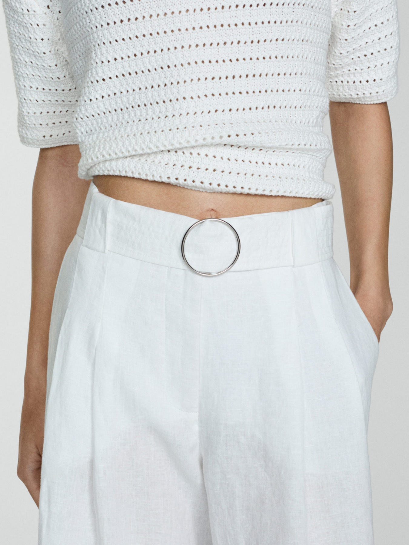 Повседневные шорты MANGO модель 77070346_1 Повседневные шорты MANGO модель 77070346_1 Фото